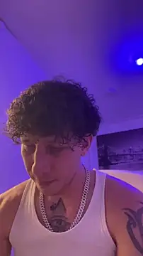 TitanNoir online show from April 2026 07:04:01 PM