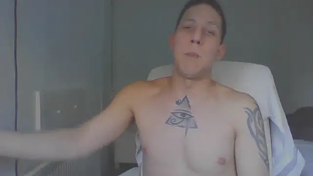 Snapshot of TitanNoir chatting on March 2026 03:41:01 PM TitanNoir online show from March 2026 03:41:01 PM