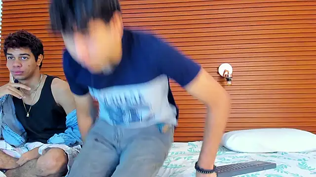 peakk twiinns online show from March 2026 11:18:02 AM