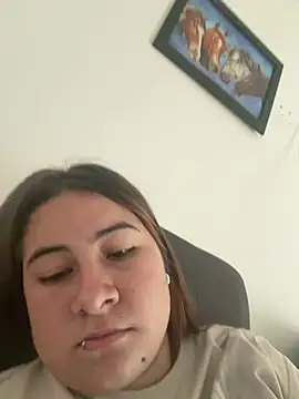 Zoe Luxxe  online show from May 2026 07:09:01 PM