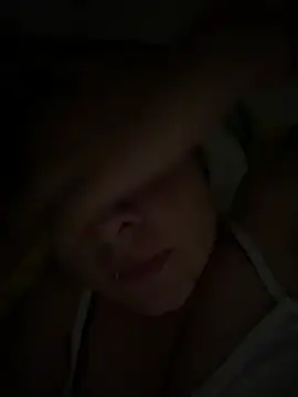 Zoe Luxxe  online show from April 2026 08:37:01 PM