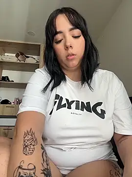 Encore Angel online show from April 2026 08:45:01 PM