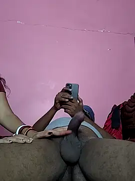 Snapshot of Couple_hot999 chatting on June 2026 07:22:01 PM Couple hot999 online show from June 2026 07:22:01 PM