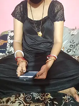 Snapshot of Couple_hot999 chatting on June 2026 08:15:01 AM Couple hot999 online show from June 2026 08:15:01 AM