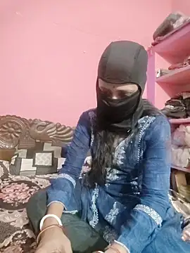 Couple hot999 online show from March 2026 07:17:01 PM