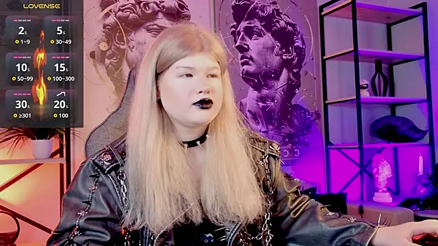 LilithNlsn online show from April 2026 10:38:01 PM