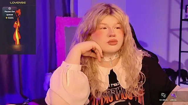 LilithNlsn online show from March 2026 09:38:02 PM