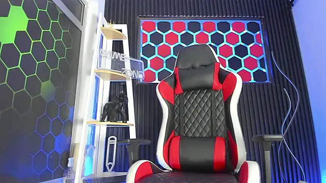 Max Hader  online show from March 2026 03:05:01 AM