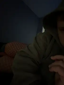 Juutzuui online show from March 2026 07:08:01 AM