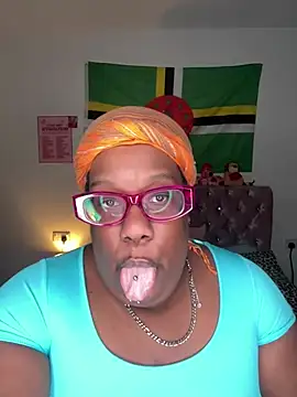 Snapshot of SweetCurvyRose chatting on March 2026 10:28:02 PM SweetCurvyRose online show from March 2026 10:28:02 PM