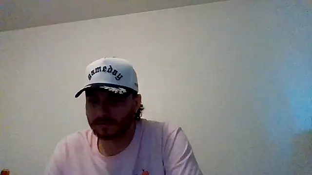 Snapshot of TallHungandCloudy69 chatting on April 2026 01:51:01 AM TallHungandCloudy69 online show from April 2026 01:51:01 AM