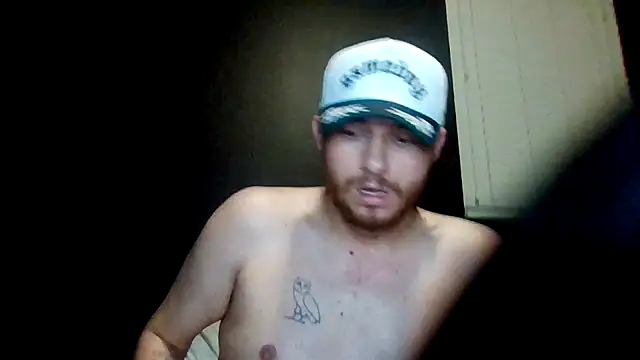 Snapshot of TallHungandCloudy69 chatting on July 2026 10:24:01 AM TallHungandCloudy69 online show from July 2026 10:24:01 AM