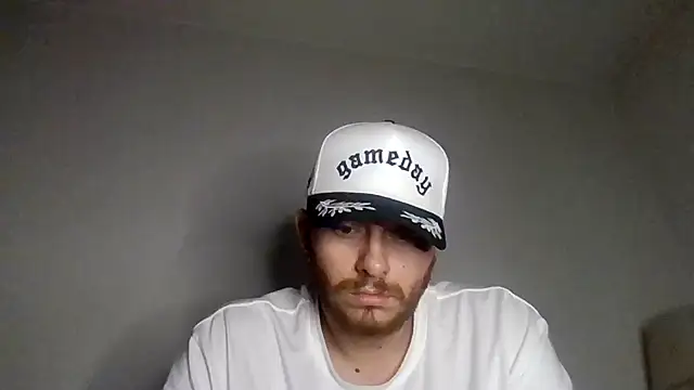 Snapshot of TallHungandCloudy69 chatting on April 2026 06:26:02 AM TallHungandCloudy69 online show from April 2026 06:26:02 AM