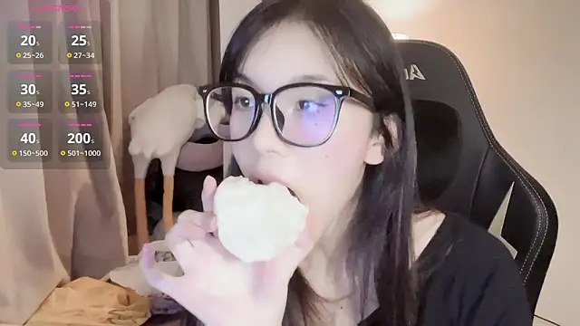 paopao-666 online show from May 2026 11:21:02 AM
