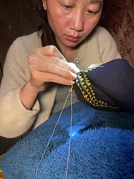 Candy baby01 online show from April 2026 01:51:01 PM