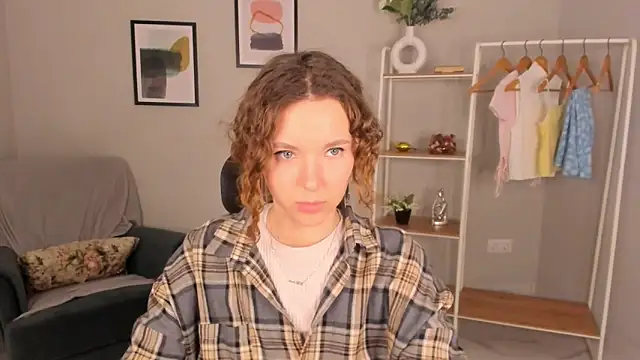 Keily Nimmnez online show from March 2026 01:27:02 PM