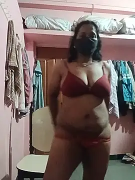 Miss-Dolly07 online show from June 2026 05:19:01 PM
