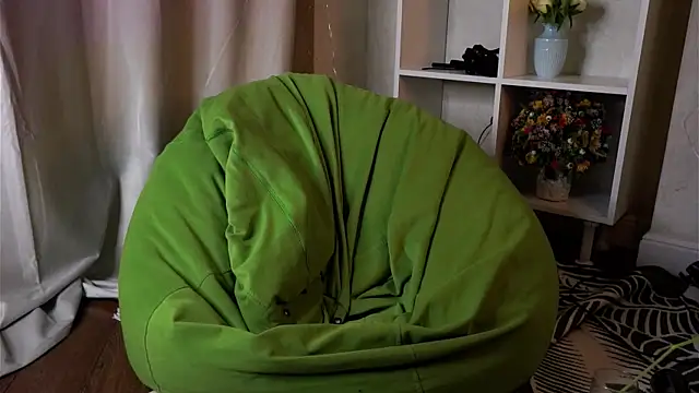 DevoraWitt online show from April 2026 09:39:33 PM