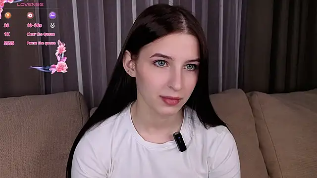 KerstinMaynor online show from May 2026 02:45:01 PM