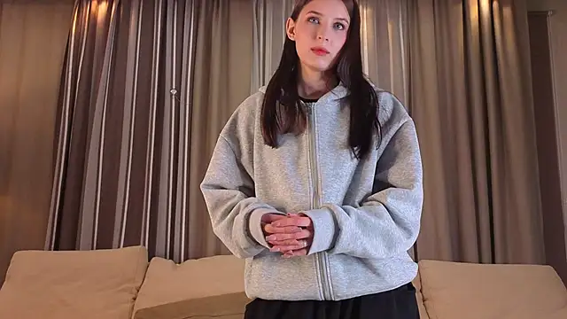 KerstinMaynor online show from March 2026 01:27:01 PM