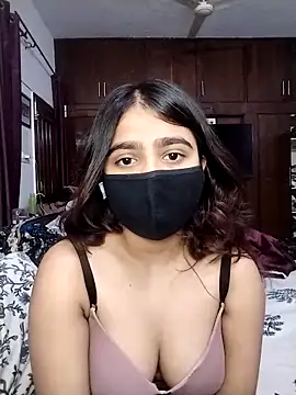 Ishaa 22 online show from April 2026 07:31:02 PM