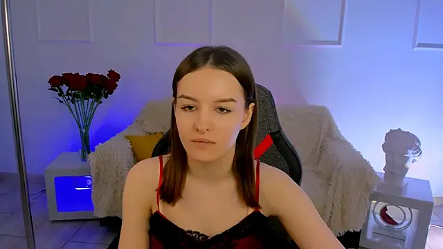 Snapshot of KellieBanshe chatting on June 2026 04:18:02 AM KellieBanshe online show from June 2026 04:18:02 AM