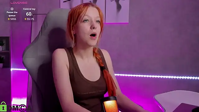 Emma Dusk online show from May 2026 12:19:02 AM