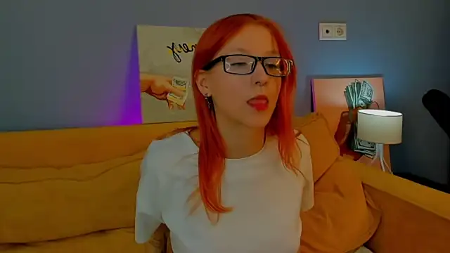 Emma Dusk online show from March 2026 05:04:02 AM