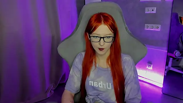 Emma Dusk online show from March 2026 01:03:01 AM