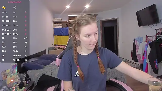 Snapshot of Mary_Blu chatting on November 2025 10:48:02 AM Mary Blu online show from November 2025 10:48:02 AM