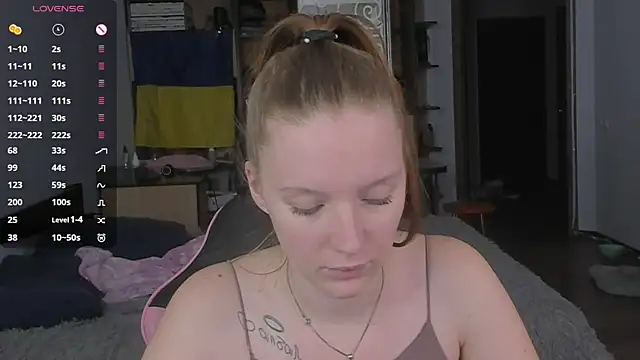 Snapshot of Mary_Blu chatting on November 2025 11:22:02 AM Mary Blu online show from November 2025 11:22:02 AM