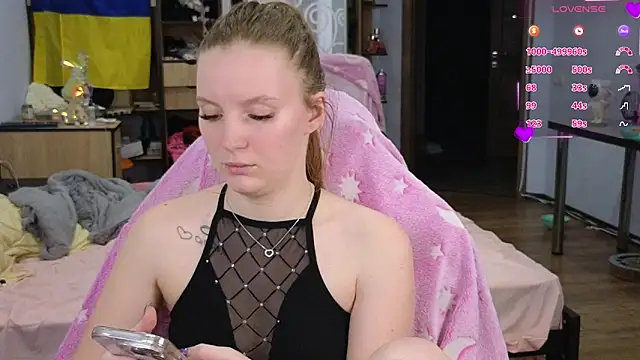 Mary Blu online show from February 2026 06:07:01 PM