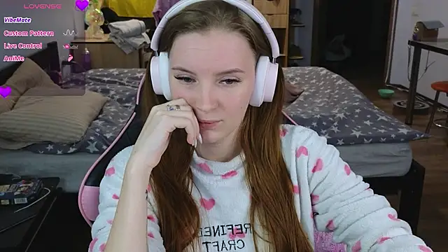 Mary Blu online show from February 2026 10:30:01 PM