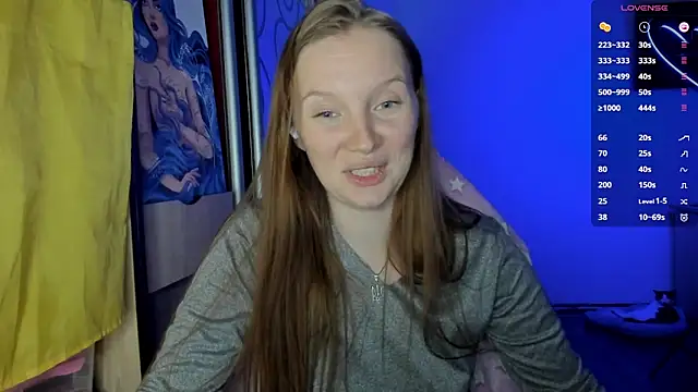 Mary Blu online show from October 2025 10:45:01 PM