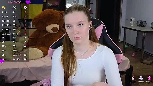 Mary Blu online show from March 2026 08:14:02 PM