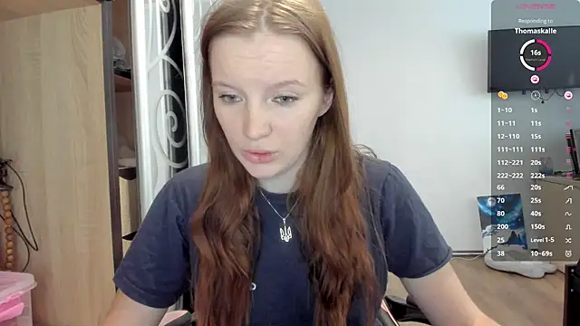 Mary Blu online show from September 2025 08:18:02 AM