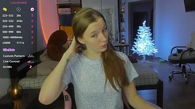 Snapshot of Mary_Blu chatting on December 2025 05:56:02 AM Mary Blu online show from December 2025 05:56:02 AM