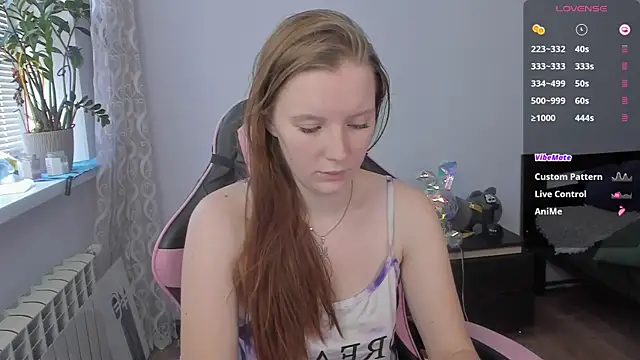 Snapshot of Mary_Blu chatting on November 2025 11:14:01 AM Mary Blu online show from November 2025 11:14:01 AM