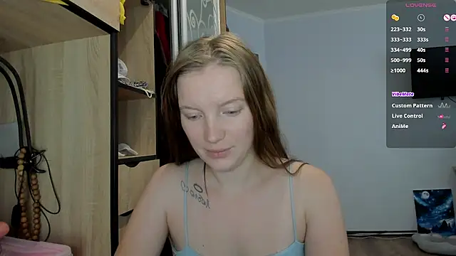 Mary Blu online show from September 2025 08:31:02 AM