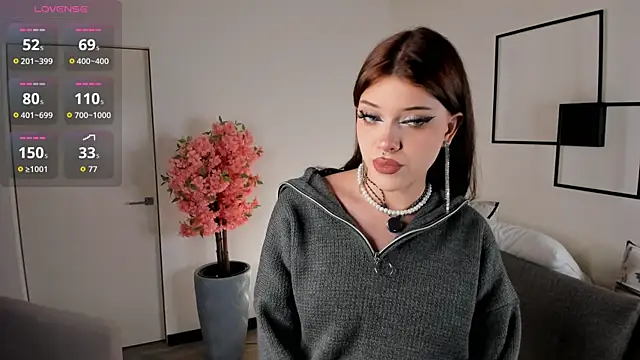 Glowia online show from April 2026 07:05:02 AM