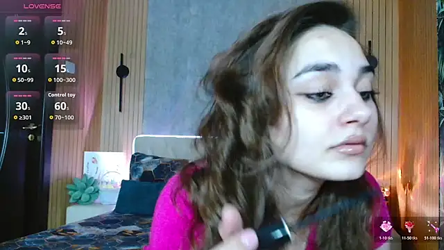 Snapshot of KatarinaHeaven chatting on April 2026 04:30:01 PM KatarinaHeaven online show from April 2026 04:30:01 PM