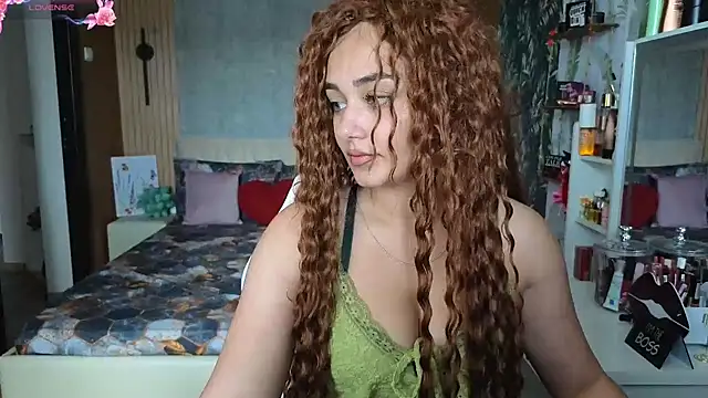 Snapshot of KatarinaHeaven chatting on June 2026 08:19:01 AM KatarinaHeaven online show from June 2026 08:19:01 AM