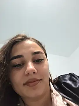 Snapshot of KatarinaHeaven chatting on May 2026 10:07:02 PM KatarinaHeaven online show from May 2026 10:07:02 PM