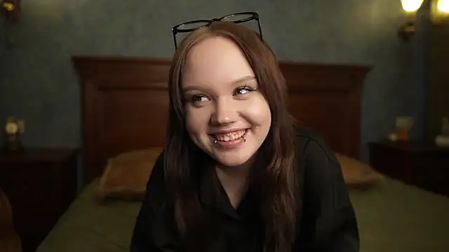 LeahAllsop online show from March 2026 02:56:02 AM