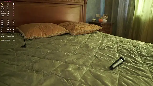 LeahAllsop online show from March 2026 08:26:33 AM