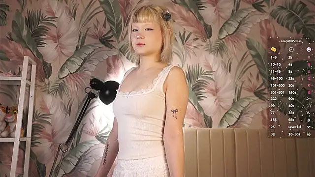 MarjoryHowlingwolf online show from March 2026 05:07:01 PM