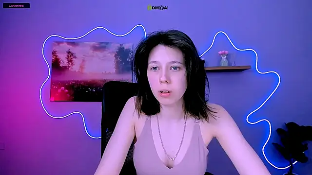 aria wild  online show from April 2026 06:48:02 PM