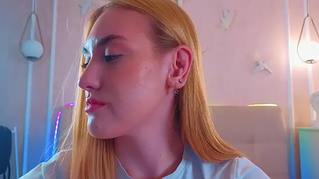 JenniferCamprell online show from April 2026 07:58:02 PM