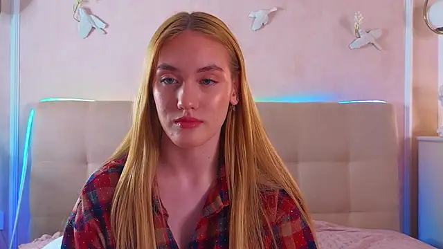 JenniferCamprell online show from April 2026 07:08:02 PM