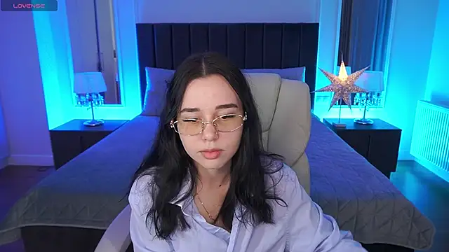 TorrySrar online show from March 2026 08:32:01 PM